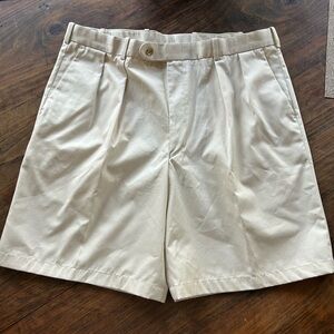 Peter Millar Nano-Luxe Men’s sz 38 Stone colored golf dress shorts soft cotton